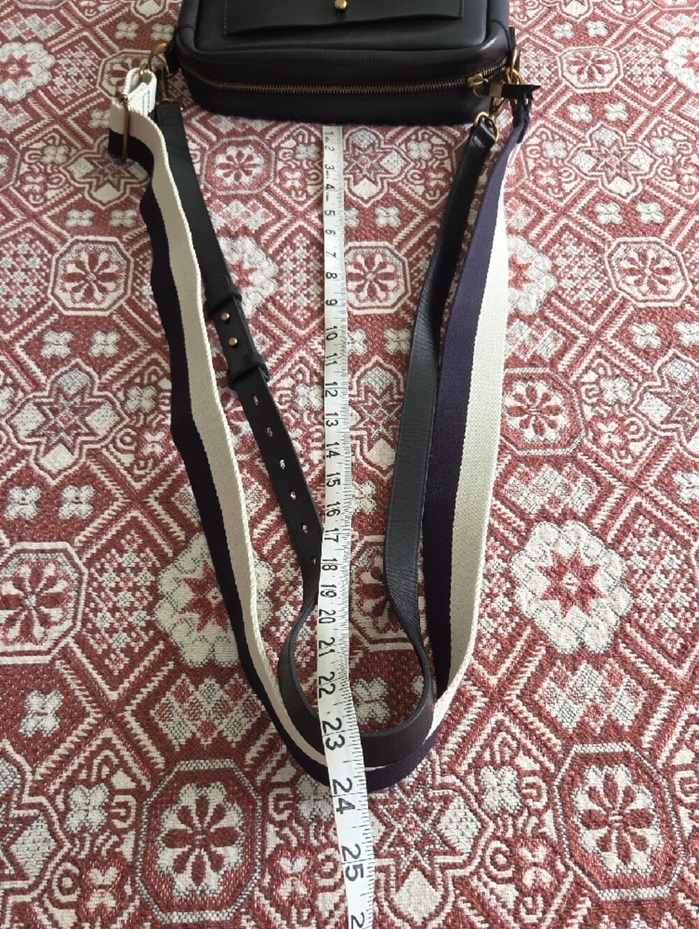 Madewell Large Transport Camera Bag - Picture 17 of 17